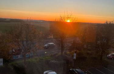 Voyager Haus Apartments, EV Charging Stations, London Heathrow Airport, LHR, Terminal 4, RE-Energise & GO - Foto 56