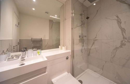 Fabulous 2BR Apartment at Trinity Point Gravesend - Foto 19