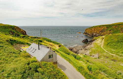 Cliff-top Cottage on Coast Path w/Panoramic Views - Photo 58