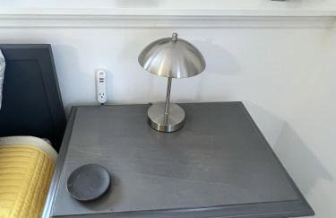 Private Lower Level Suite in Home-Sep Entrance! - Foto 19