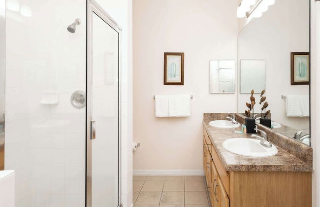 Tropical 2 BDR Condo in Brand New Resort Community - Foto 19