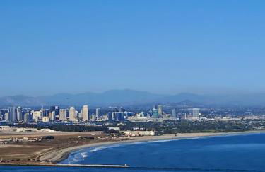 Entire Private Home with 4 Bedrooms 2 Bathrooms, Spacious, Lux King Bed, Ranch Style, Prime Area, Available Now - Photo 59