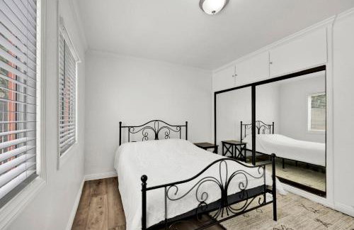 Cozy Elegant Oasis With Parking - Foto 9