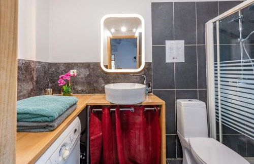 Le Plan de la Tour - T2 4 pers climatisé, 1 ch, jardin, parking, douceur provençale - Foto 8