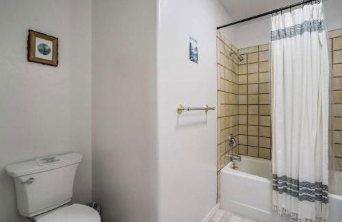 Rustic Outlaw Secluded Escape with Stunning Views - Foto 36