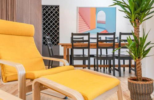 Cozy Coastal Getaway 3BR Apartment in Estoril - Foto 27