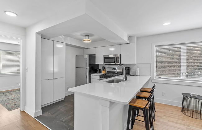 Crescent Furnished Apartments - Photo 50