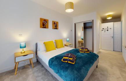 Luxury 2 Bed Apartment with Parking near London - Foto 26