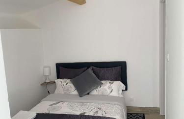 Bel appartement au coeur du village de Sartene - Foto 2