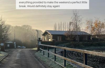 Cosy Countryside Hot Tub Retreat! Fully Central Heated with FREE Parking - Foto 2