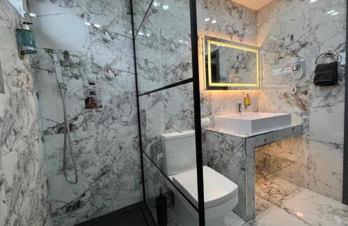 Urban Escape 4BedRoom House- With Free private Parking - Birmingham City - Foto 57