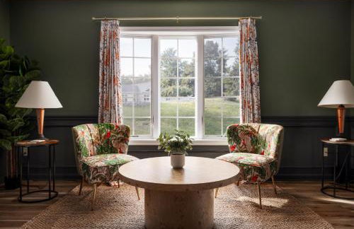 Epic Family Stay - 40' Putting Green, Theater, Hot Tub, Sauna - Foto 21