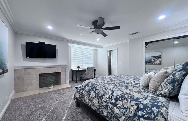 Sensational 6 Bedroom 4 Bathroom Pool Home (3 Master Bedrooms W/bathrooms) - Foto 10