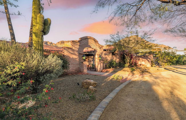 Charming 5bdr Hacienda w/ Pool, Fire Pit, Billiards La Casona by Avantstay - Foto 49