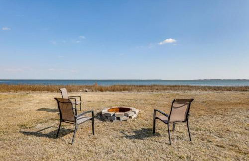 11 Mi to Chincoteague Atlantic Home with Decks! - Foto 1