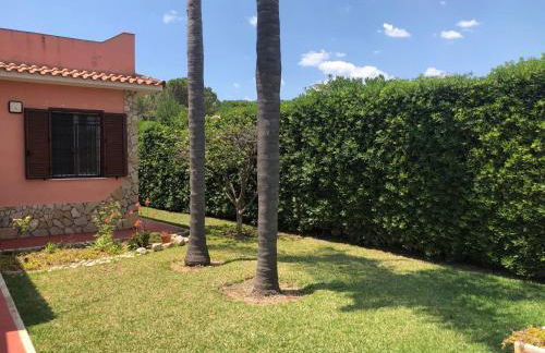 Villa con Giardino di 2000mq al Plemmirio - 400m dal Mare - Foto 3