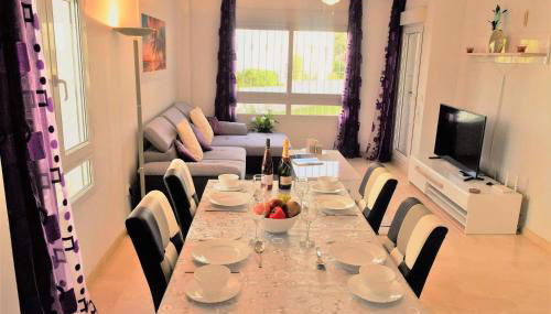 FABULOUS 2 BED 2 BATH APARTMENT ! - Foto 4