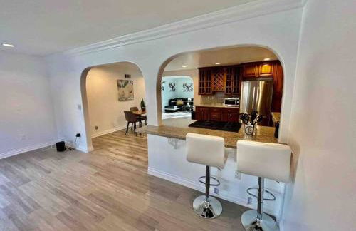 Woodland Hills 3 bedroom w/ pool and spa - Foto 10