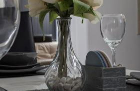 CLARITURF - 4 Bedroom Semi - Private Parking near Turf Moor, Town Centre, Transport and Motorway Links next to Canal, 3 Parks and Lake - Sky and Netflix - Foto 9