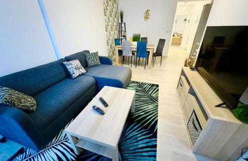 Confortable T4 Équipé à Roubaix - 200m Métro - Foto 24