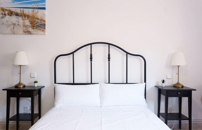 Design Apt. Historic District - Sol - Photo 4