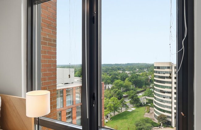 Placemakr Marymount Ballston - Photo 67