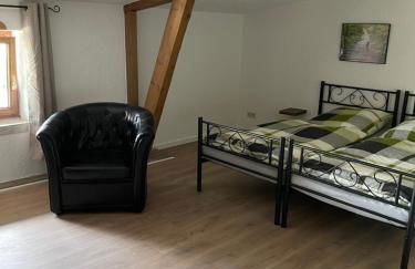 Neu renoviert: 11 Zimmer mit großer Wohnküche, mitten in der Natur - Foto 29