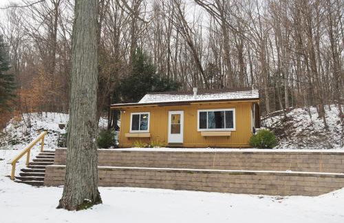 The Crystalaire Cabin - Charming and Relaxing! - Photo 6