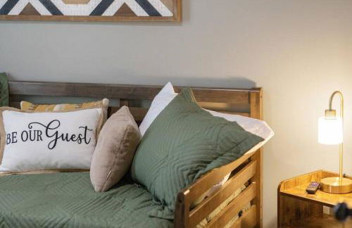 The Luxe/HotTub/Playground/12min KHP/30min Ark - Foto 35