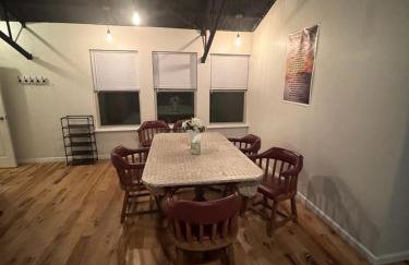 Unique Loft Rental with Access to Spacious Deck and Games Room for an Amazing Getaway by Tenkiller Ferry Lake in Oklahoma - Foto 7