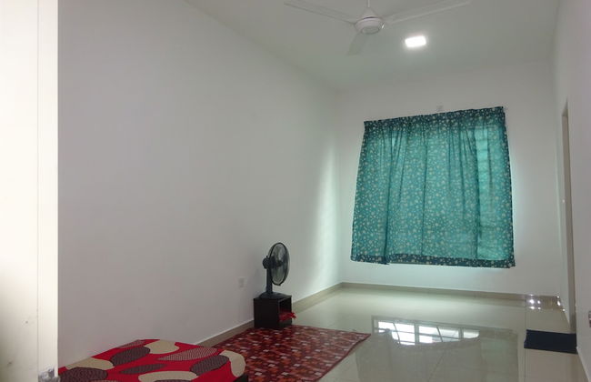 Salam Homestay d'Sendayan - Photo 11