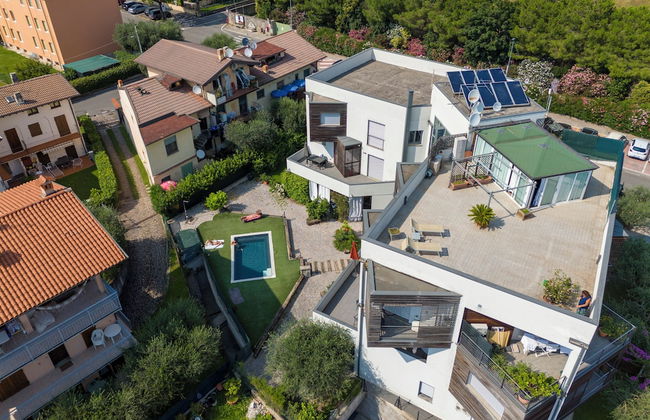 Onyx House With Shared Pool - Photo 30