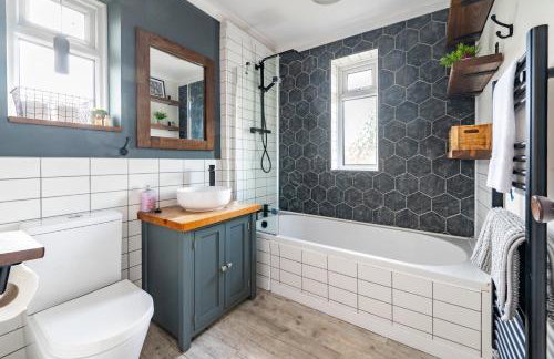 Swift Host - 3 Bed - Outskirts of Norwich - Parking - Garden - Foto 7