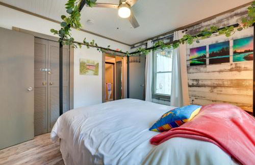 Lakefront Michigan Abode with Deck and Fire Pit! - Foto 13