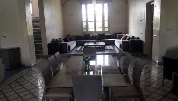 Servicio de comidas en la habitación