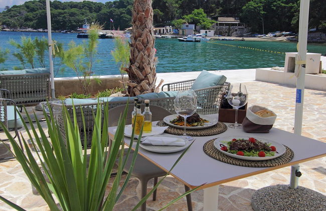 Kalamota Beach House - Photo 41