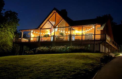 Luxury Mtn Log Home- Sevier Lodge at May Ridge - Foto 26