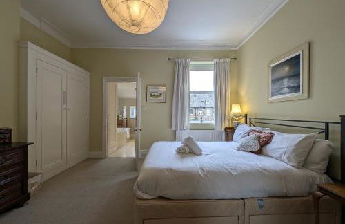 Charming 3 Bedroom Home in Jesmond - Pass the Keys - Photo 28