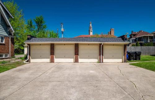 Cleveland 3 Bedroom, 10 Mins to Downtown - Foto 45