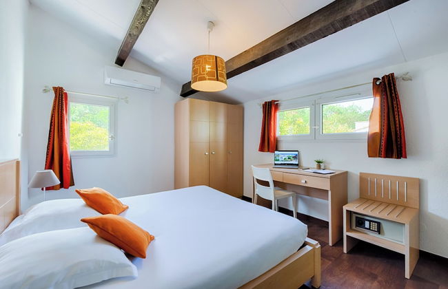 Comfort Aparthotel Mandelieu la Napoule Village - Foto 1