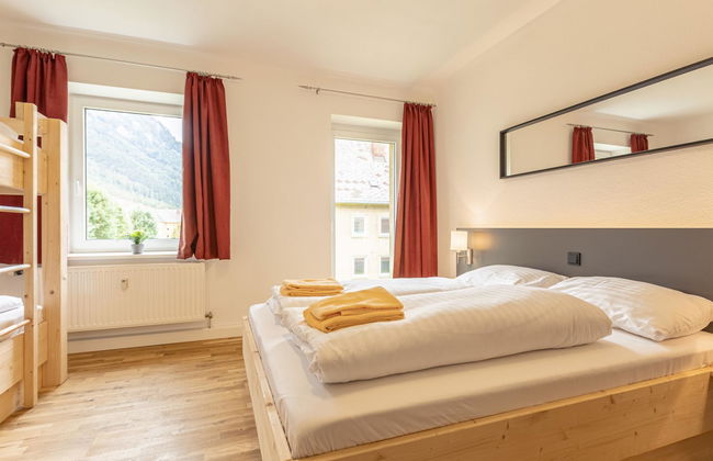 mit 4 Schlafzimmern - Foto 8