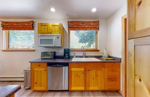 Spruce Way Retreat - Foto 9