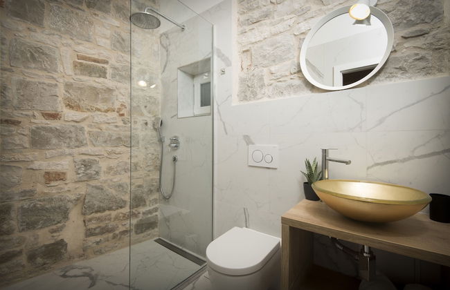 Emarconi history&luxury in Split center - Photo 34