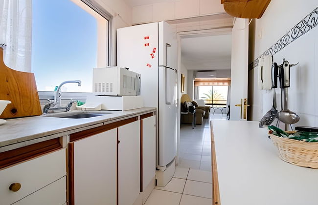 Oceana Suites Palm Beach - Photo 10