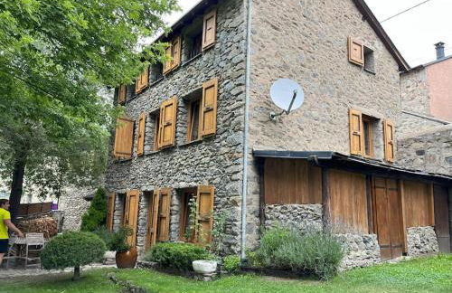 Lujoso Refugio Tradicional de Montaña - Foto 19