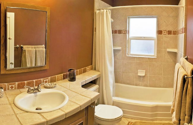 House at the Foot of the Mountains - Foto 13