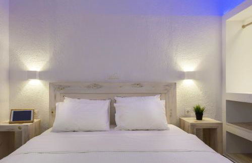 Pahivouni Studios & Suites - Photo 58