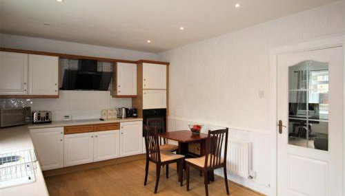 Whitley Bay House Sleeps 6 with Garden - Foto 4