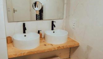 Ancien Cloître rénové - Hyper centre - T2 de 50m2 - Foto 3