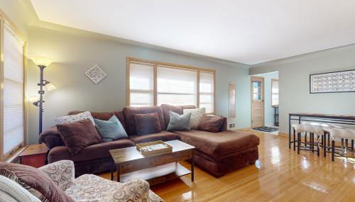 Close to Lake Harriet! Walkable Gem Near Shopping - Foto 3